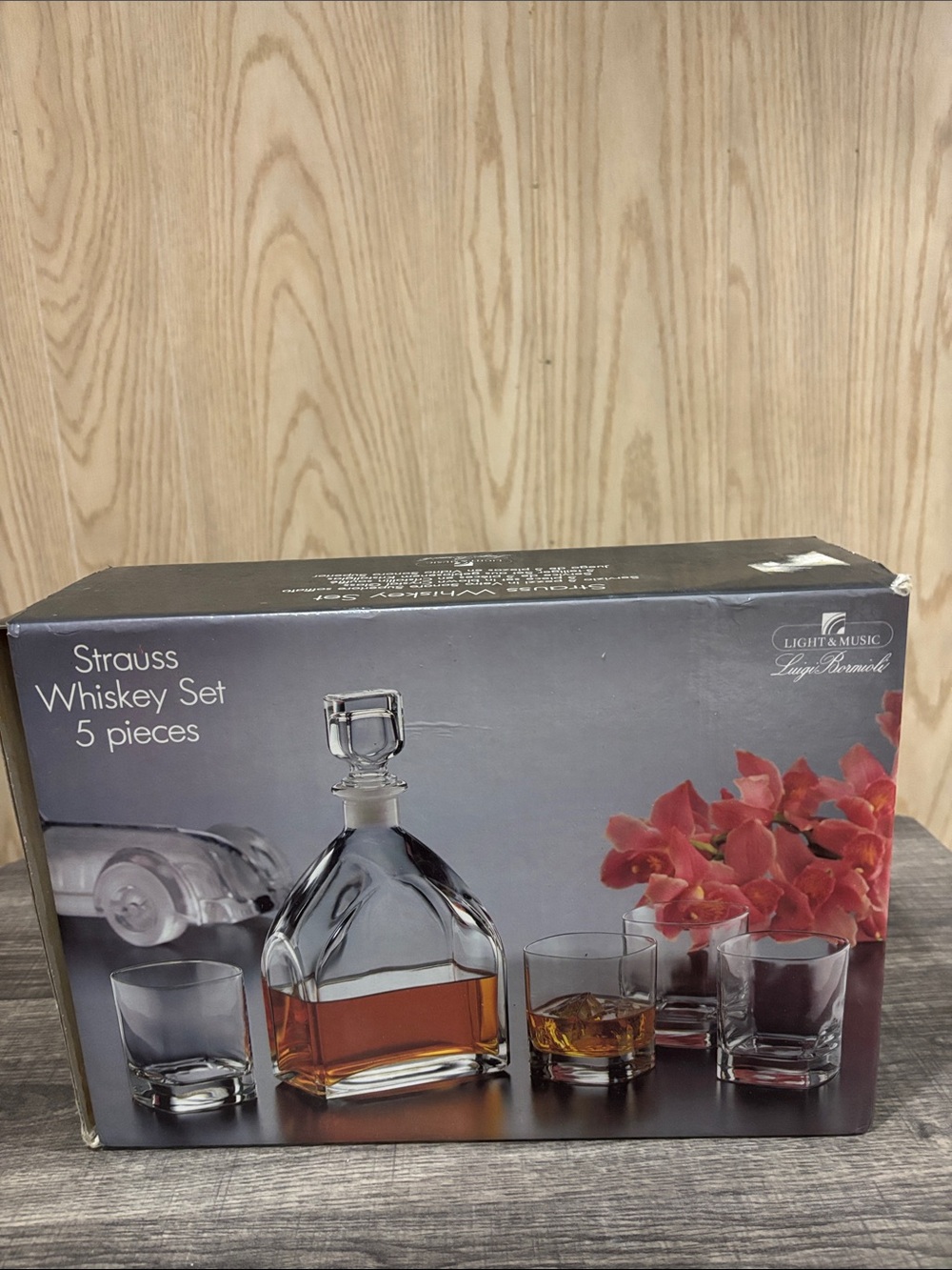 Strauss Whiskey Set 5 Piece Glass Decanter Set - Clear with Amber